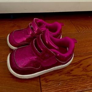 Stride Rite 360 Keaton size 5 sneakers